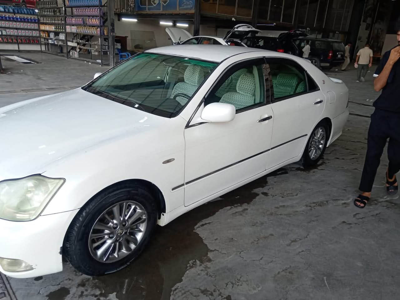 سياره شاهينه 🚗
2004
شاصي 80
رقم انكليزي 🤩
بصره باسمي باي محافظه الدير هزه جديده 🤩سنويه جديده🤩
تخم تاير جديد 🤩
تبريد ثلج ❄️ 
علوان سياره العماره 🤩
السعر 115
***********
