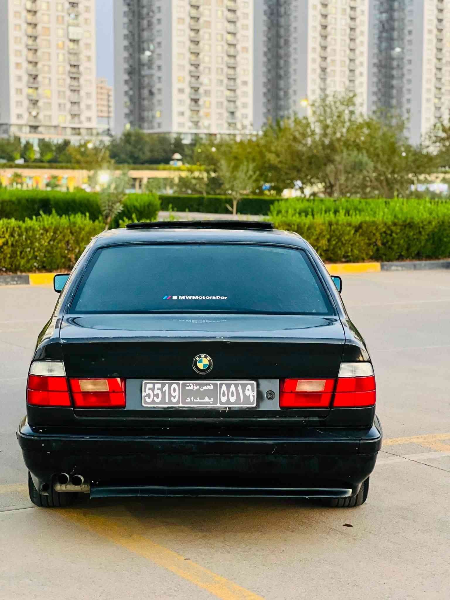 بي ام دبليو ٥٢٥ • ١٩٩٢ • اربيل