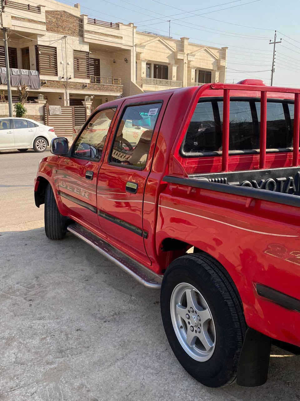ادميرال موديل ٢٠٠٩ ي بةخ بودي قولاب  بةك پارجةي سبوغة بي ناو گرتن ناو سور تةبريد جوار جام كارةبا جوار تايةي نويية سةيارةيةكي جايزة گيرو مةكينة اكسل شانسي هةموي بةشةرت بةناوي خومة سعري ٥٠ و كةمي مةجال لة هةوليرم *********** أربيل, العراق
