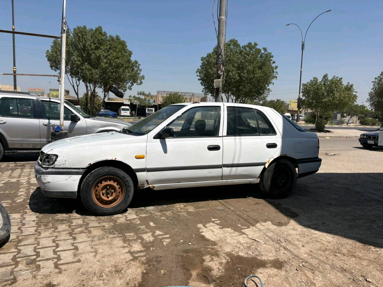 نيسان بلاديه • ١٩٩٢ • محرك مكفول