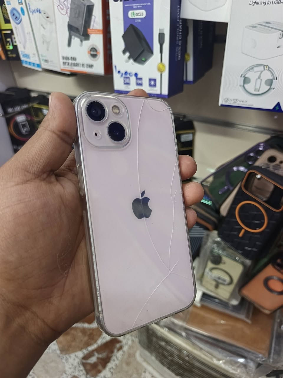 للبيع ايفون 13 عادي ذاكره 128 شرق اوسط بطاريه 100 جهاز مناسب جداً
مبدل شاشه وبطاريه وشاشه بيه فطور قليله 
فيس ايدي شغال 
مكاني بابل قضاء المحاويل *********** واتساب
