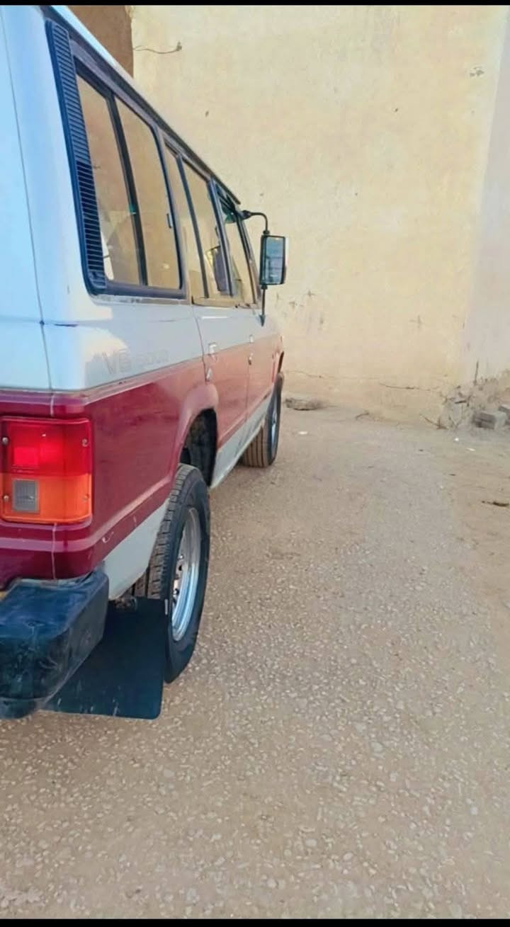 باجيرو • ٩١ • محرك زيرو