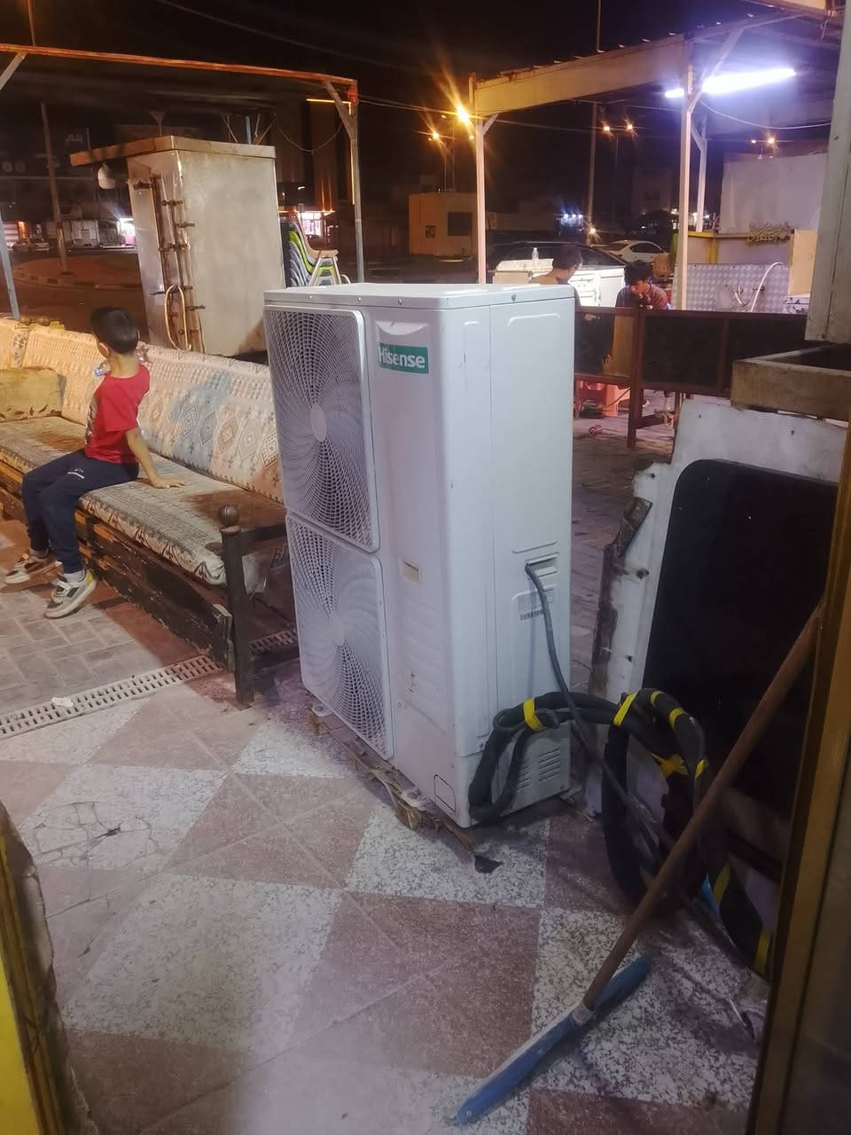 سبلت ثلاثه طن غاز 410 السبل الجديد نستخدم اربعه اشهر سعر 800 50 سعر 850 وبي مجال***********مكاني بصره جمعيات
