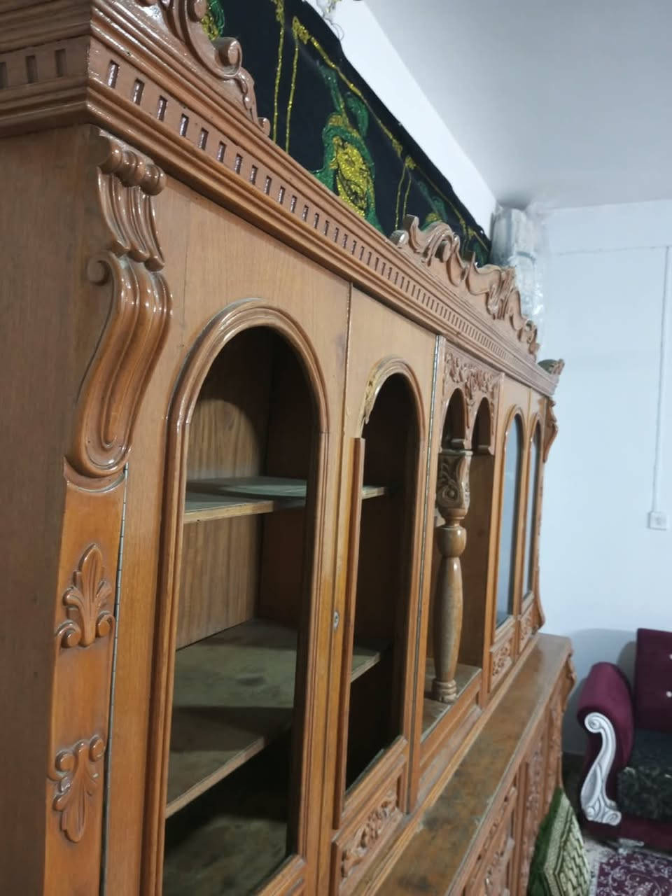 معرض للبيع • واتساب
