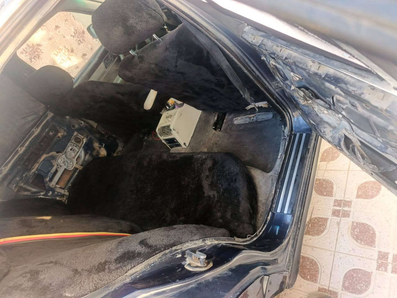 السلام عليكم ورحمة الله طبعا من رخصة الادمن
بي ام دبليو 525 اصل محرك مسكر عدل تبريد ثلج و الجام چوبي السيارة عيزها 
دوشمة كشنات و بطاين بوب ما تنطيها ب50 أو 45 بس نظراً 
لحالة السوگ سعرها 35 وبيها مجال بسيط 
الأتصال ***********
واتساب ***********
