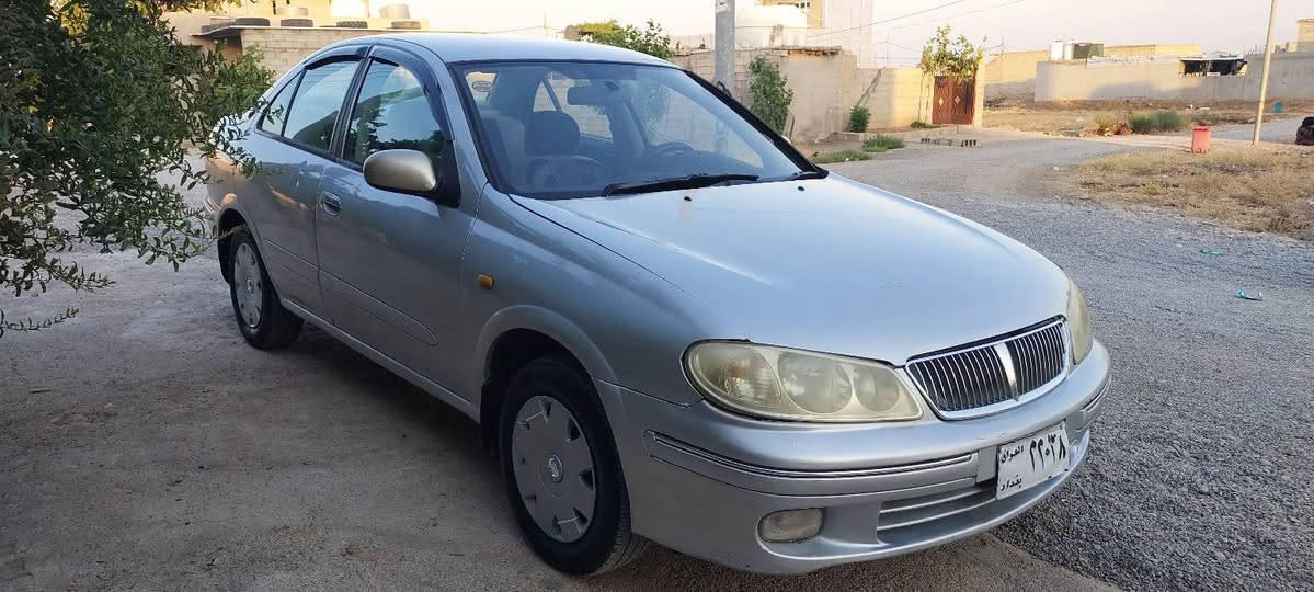 نیسان سنی 2003هەمو گیانی بەشەرت گێڕ مەکینە تەبرید توندوتۆڵی چوار تایەو ویلی لۆک  هیچ لێدرانی نیە  سەیارەکە ساغە بڕاوە نیە 44گەڵاو محاملە گۆڕینەوەش دەکەم بەشتێ بەدڵم بێ ***********
