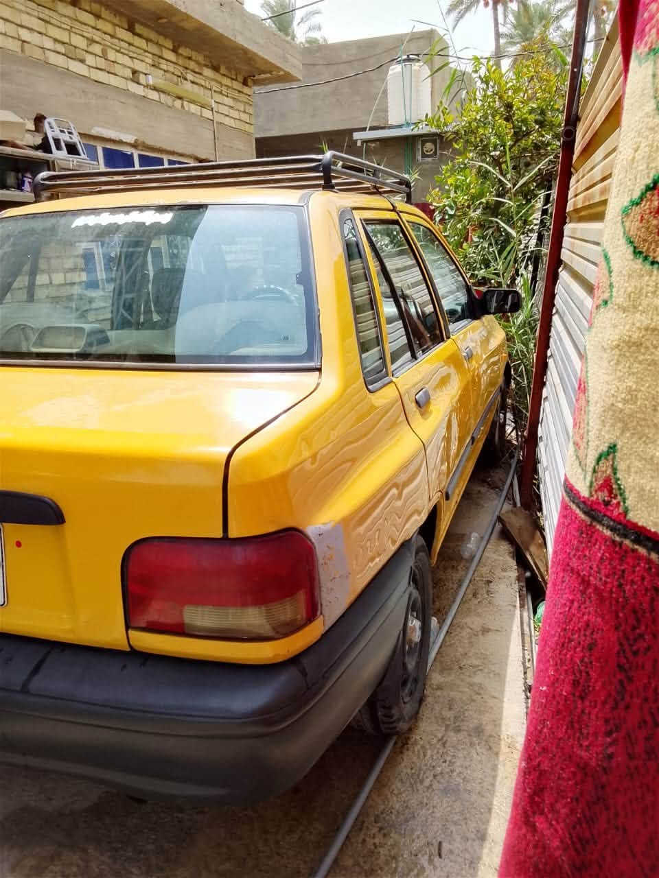 سايبة موديل ١٢سيارة كير مكينة خير من الله غرفتها حلوة سيارة كاملة ما بيهة نقص و وتعمير بل شاصي اليمنة فقط بس تبريد.  تخم تاير باتي كهربائيات كلهة شغالة كبل لشارع تحويل ثاني يوم مصفرة هية وغرامات سعر ٢٥ ***********@
