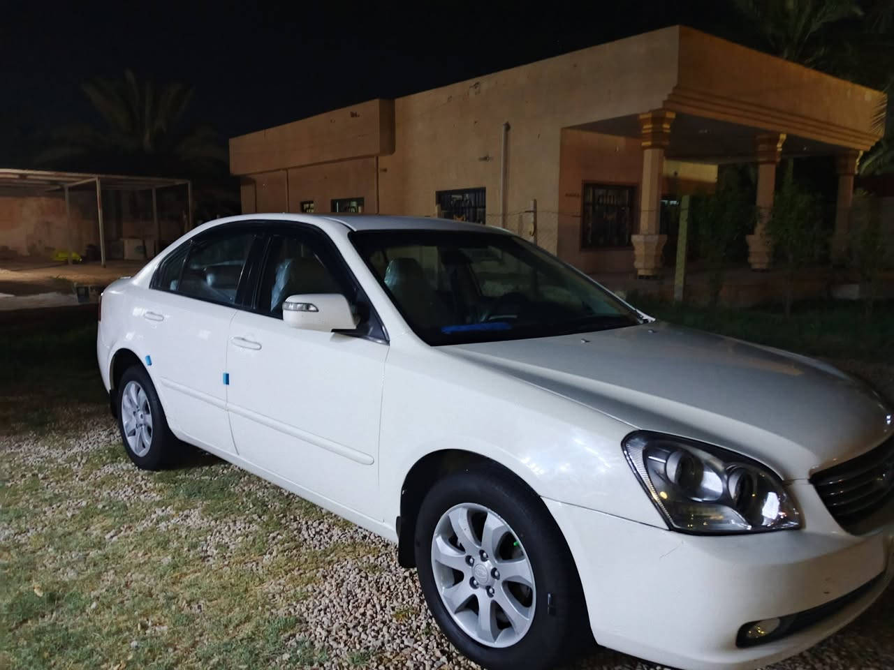 السلام عليكم                              

     بيع كيا اوبتيما موديل 2008  رقم بغداد

كير مكينه مكفولات
سياره جهازه اي نقص مابيه 
 كهربائيات كله شغالات
تبريد تدفئه كله شغال 
سياره فتحه دوشمه كشنات
لايت زنزن
تخم تاير حداديه كله جديد 
سياره بأسمي تحويل ثاني يوم 
مكان بغداد
سعر .79 وبيها مجال بسيط
الرقم.***********
