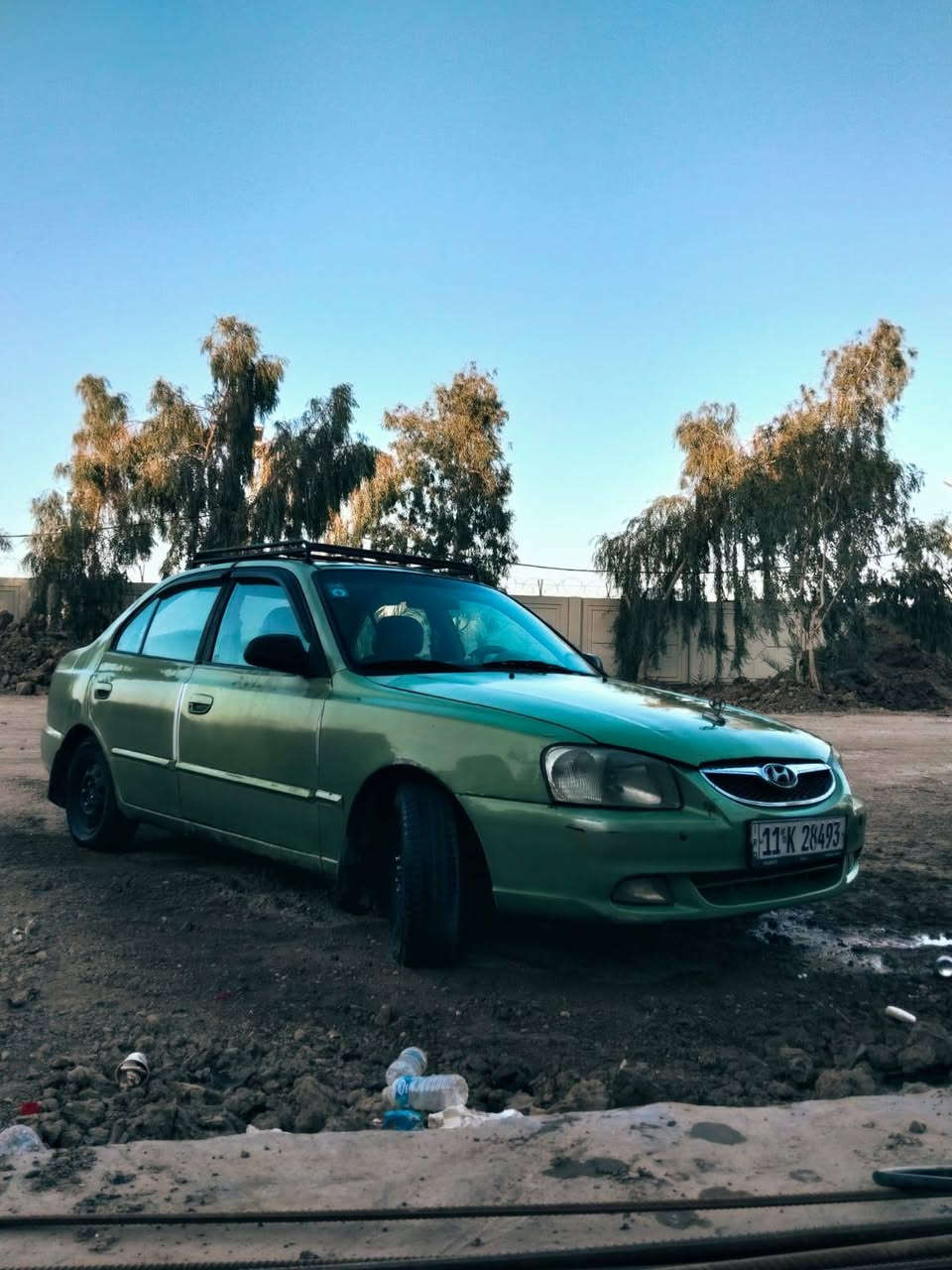 سلام عليكم
سيارة فيرنا اكسنت موديل 2000 سيارة حلوه صدر أمامي خلفي جديد زوج تاير أمامي محرك حلو كير عادي التبريد مو شغال  السيارة خير من الله السنوية جديده هزه جديده
السعر 35 وبيها مجال
***********
