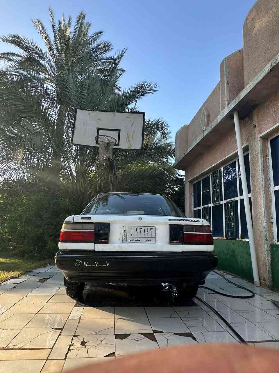 تحيه طيبه 
كورلا90سياره  تخم تاير كير محرك جديد.  محرك ١٦٠٠سنويه بأسمي سعر 40 وبيها مجال  مكان ديالئ بعقوبه ***********

نص مكتوب في الصور:
- W_VI_V
- W__V__V