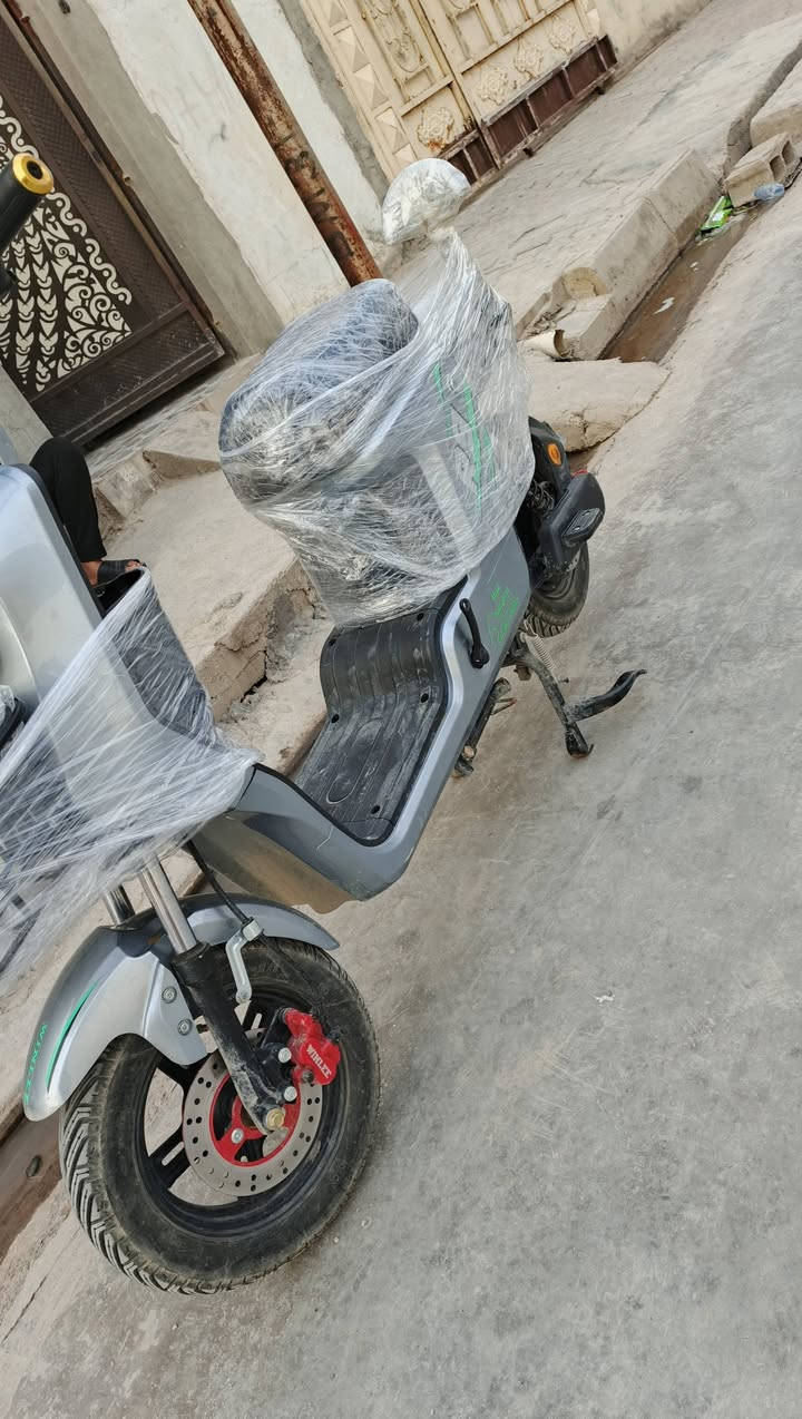 R9 ٢٠٢٦ • ٥ بطاريات • بلا عيوب