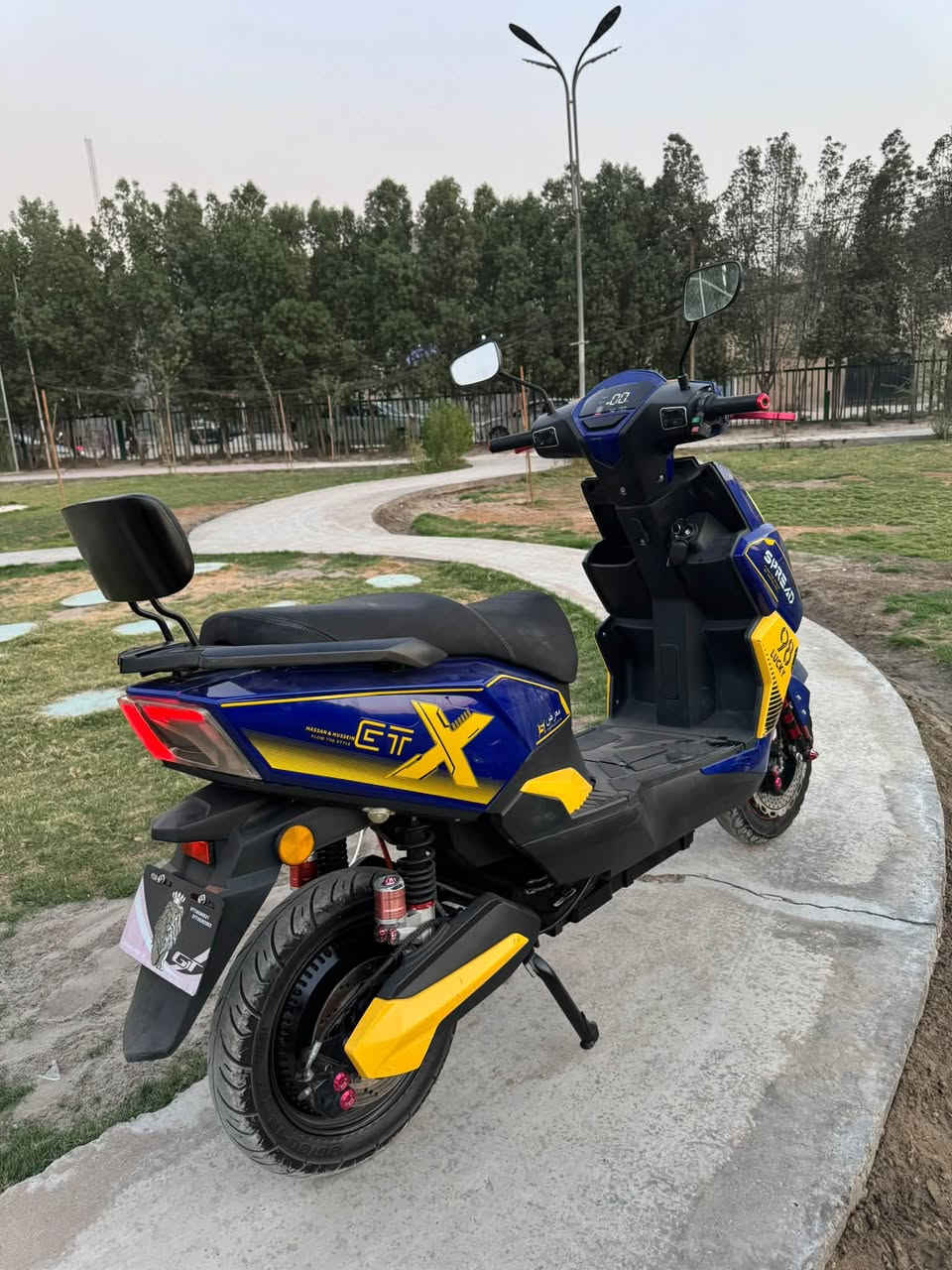 للبيع سكنس رياضي X 
6 بطاريات مبدلهن جدد كامله مابيهة نقص 
اربع سرع مثبت سرعه ونضام البگ 
تايرات حجم 12 ملف 3000 دراجة اخت الجديده 
سعرهة 675 الف مكاني بغداد ابو غريب الزيتون 
*********** واتساب ***********1
