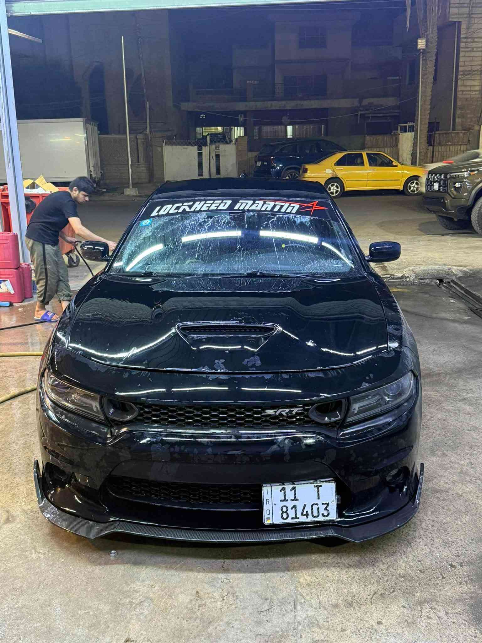 V8 ٥٫٧ • ماشي ٨٨٠٠٠ • رقم بغداد
