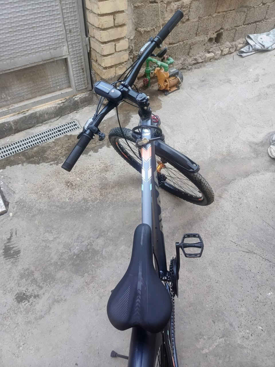 للبيع ماركه ايفيا
حجم 29
سعره 250 
عنوان /بغداد حي النصر 
استفسار /***********
