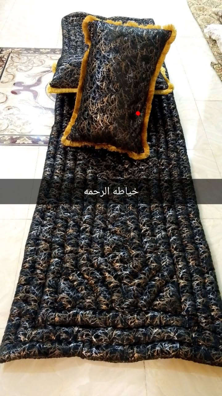 خياطه الرحمه *********** التواصل على الرقم

نص مكتوب في الصور:
- خياطه الرحمه