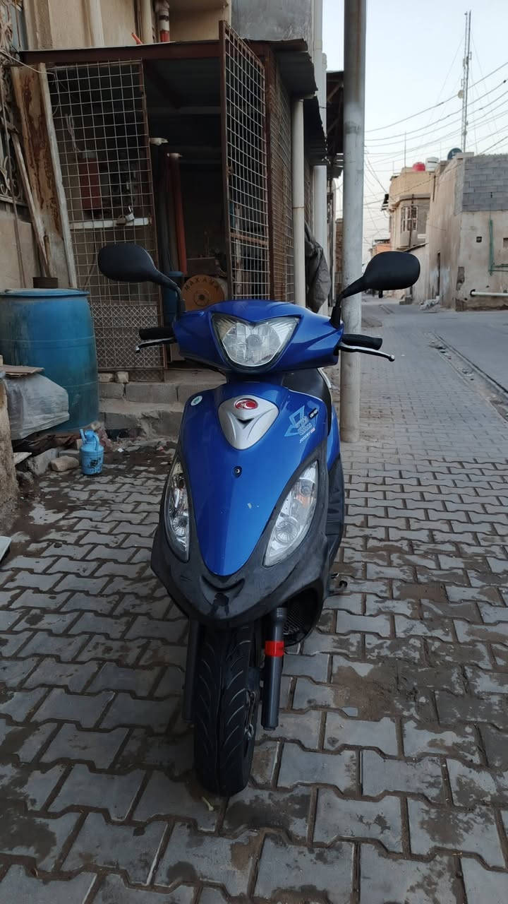 شبابنا كامكو في تو الدراجه برغي ما مفتوح بيها كفاله الدراجه نقصها بس واير عداد بس تهن و بانزين و علي و الك با عطل اسبوع و سنه كامله كفر تجاري الدراجه مو مال رمبه الدراجه وارد ياباني كلشي مختم بيها حته المكينه بكاني بصره  تنومه با سوق الي بيها رغبه بيها يتفضل خاص و هذا رقمي *********** اني خادم
