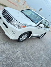 لاندكروز GXR • ٢٠١٤ • دفع رباعي