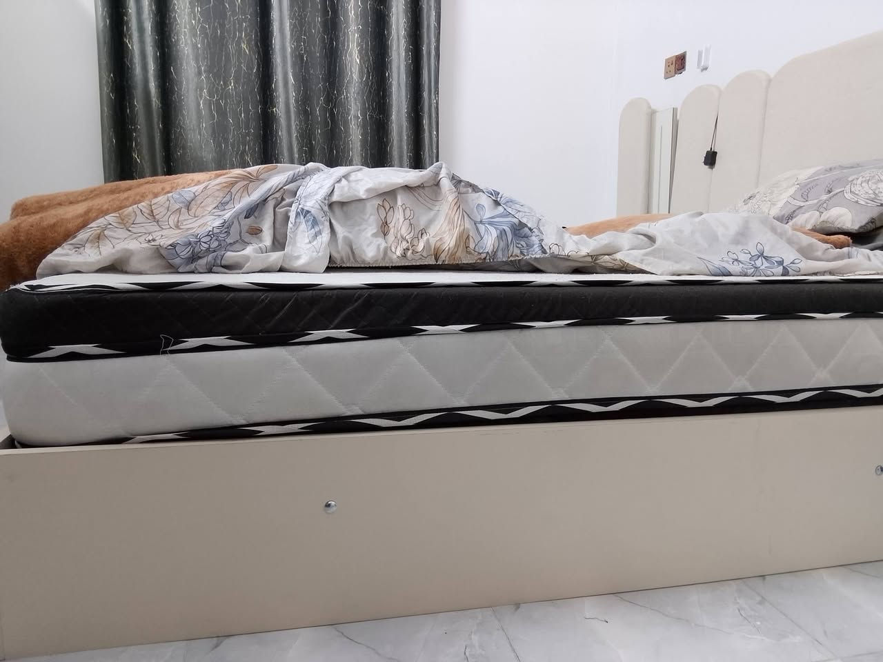غراض جديده استخدام قليل كلمن وسعره مكاني زعفرانيه تواصل واتساب ***********
