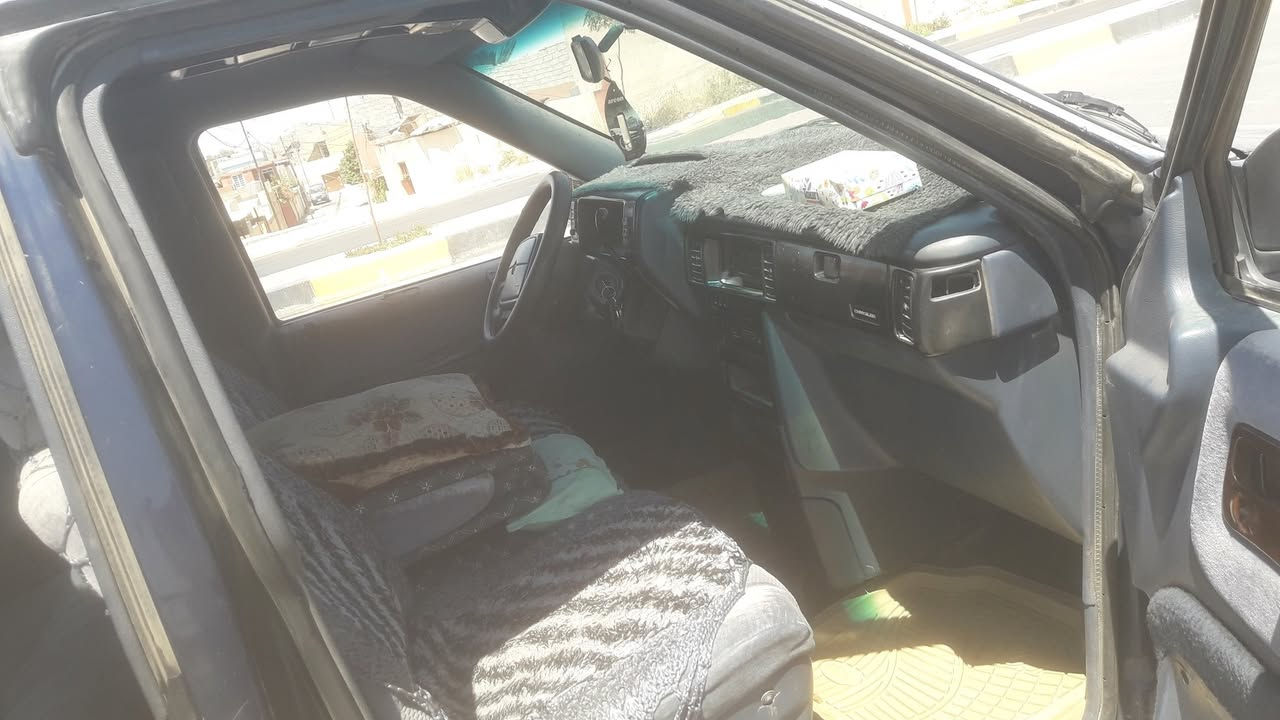 كلايزر ٩٣ رقم الماني سنويه ٢٧ بسمي محرك كير طخم كلو نضيف تبريد شغال كهربائيات كلها شغاله تايرات نضيف داخل كلو ن١يف ارظية وسقفية مدوشم جديد كاربون بانزين بيها  السعر 36 وبيها مجال ***********
***********
