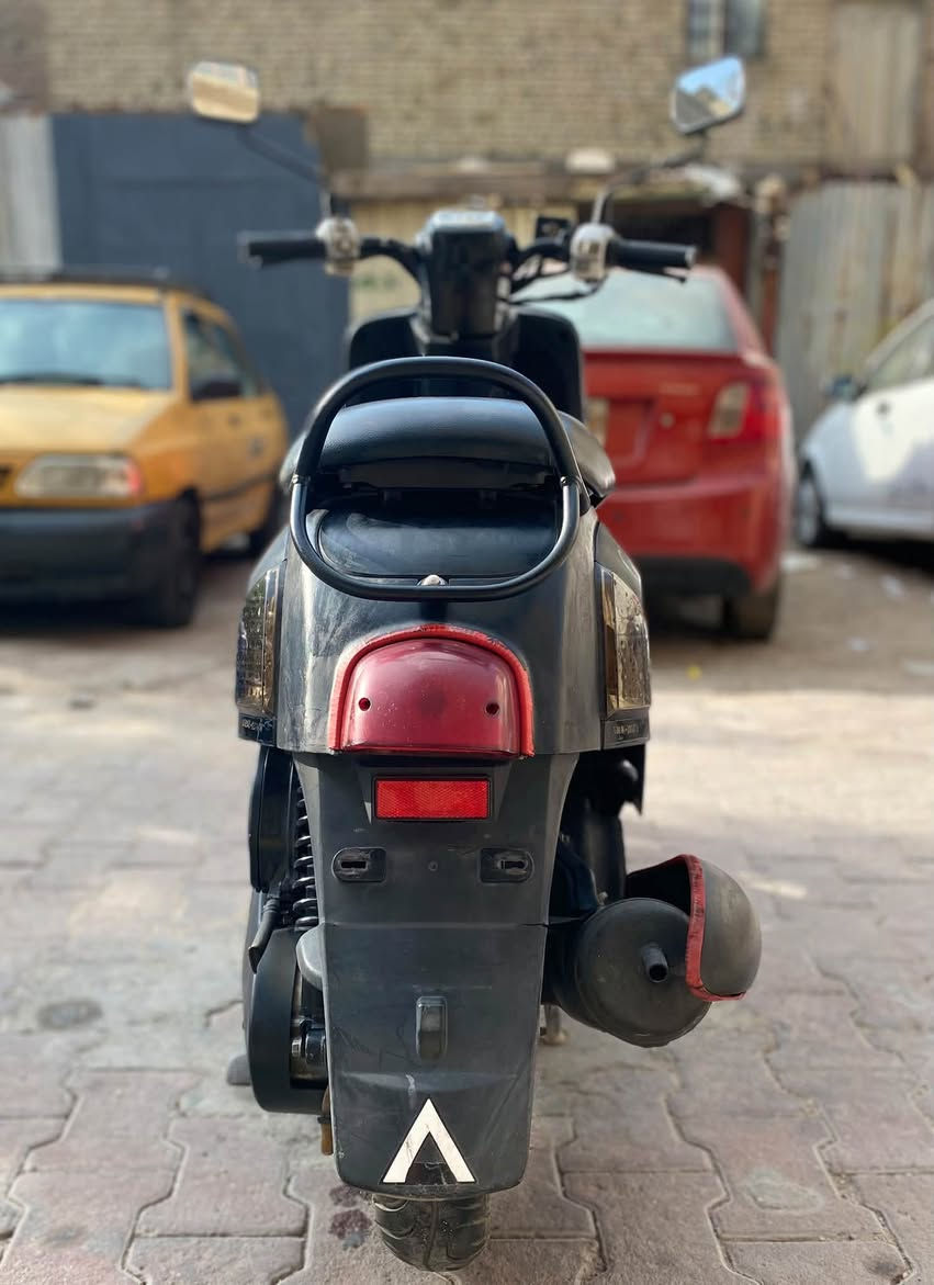 بوليسي للبيع الدراجه نضيفه رمبه ما مفتوح بيها برغي المكينه نشيطه الدراجه تاخذها كبل تطلع بيها جاهزه من كل شي كهربائياتها كلها شغاله الدراجه ماشيه 36
الصبح نكره سلف سعرها 850  مكاني بغداد الكاظميه رقم***********
