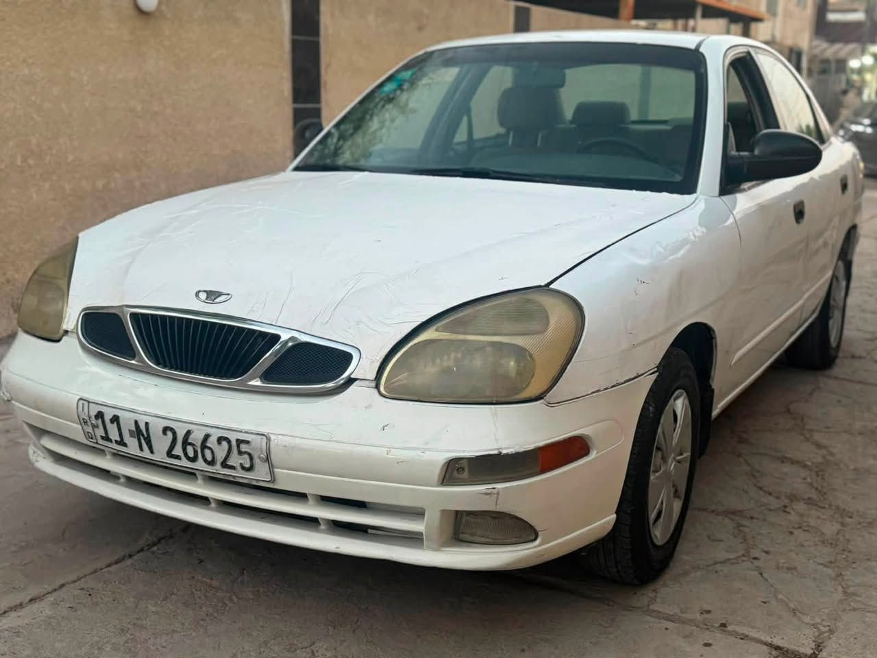 السلام عليكم
نوبرا 2002 
كير محرك صدر تبريد مكفولات 
تخم تاير حديد 
بدون ضربه كشر بلادي فقط بنيد مصبوغ 
رقم بغداد سنويه وهوره جديدات بسمي 
مكاني البياع حي الاعلام 
السعر ٣٥ وبيها مجال بسيط 
رقمي: ***********

