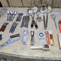 غير مستخدمه مجموعة أدوات مطبخ  أسواق مركزية  للاستفسار مراسله الصفحه  ...