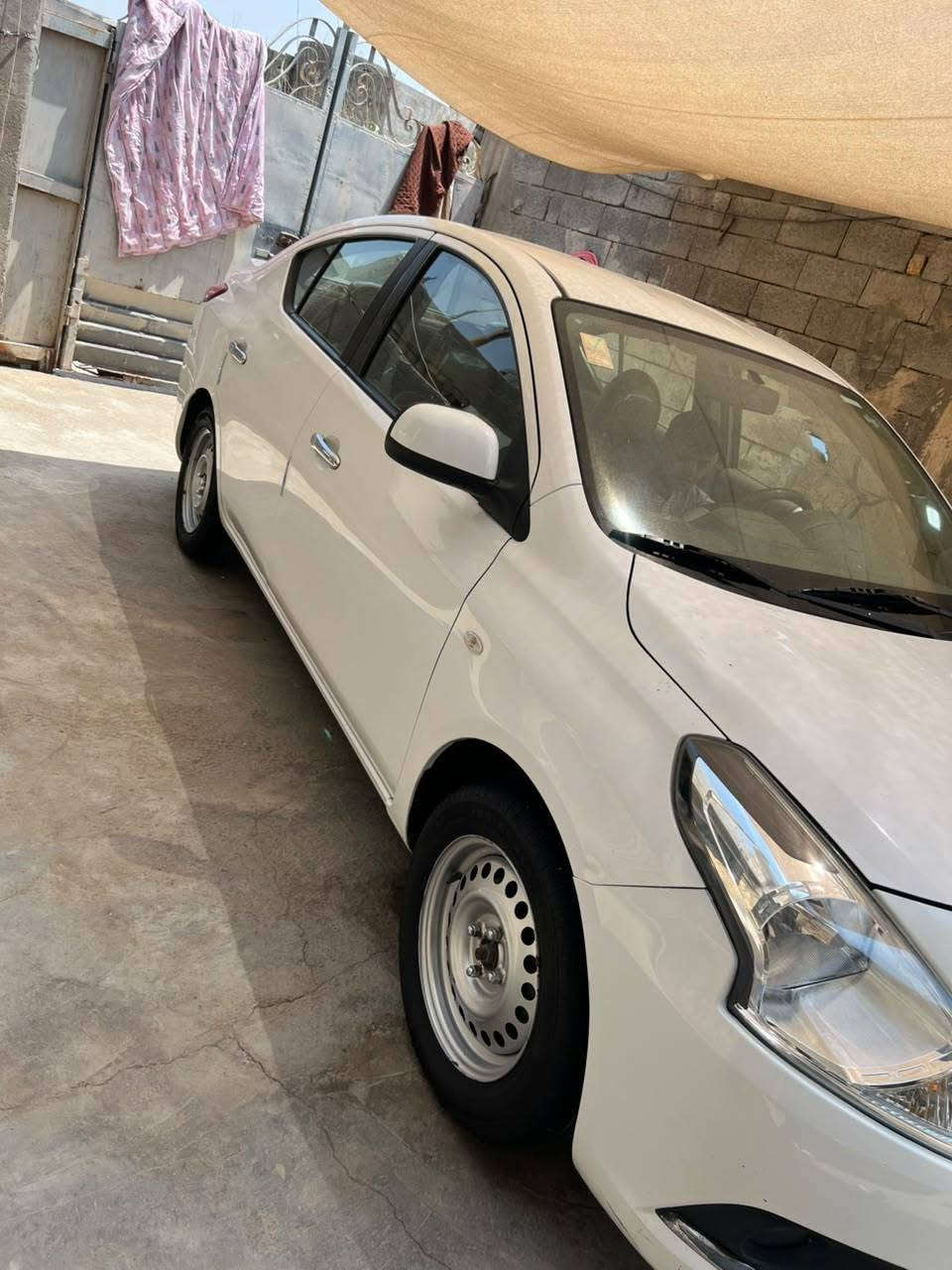 سلام عليكم نيسان سني هندي بليته زركه مديل 2022/ رقم اربيل بسم شركه تحويل وكاله كيفك [سنويه بعدها  مامتهيه ]بيها مدكر خلفي جها اليسر صبغ الباقي كفاله سياره جديده مغلفه كشنات ارضيات صندوك تخم تاير حداده/ 💯ب 💯 /كير مكينه تبريد ثلج /مكان البصره /سعر 95بيه ماجل قليل /***********/////سياره كلش جديده احله من صور
