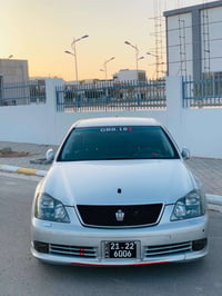 شاهينه 182 • جلد امامي • سيارة خاصة