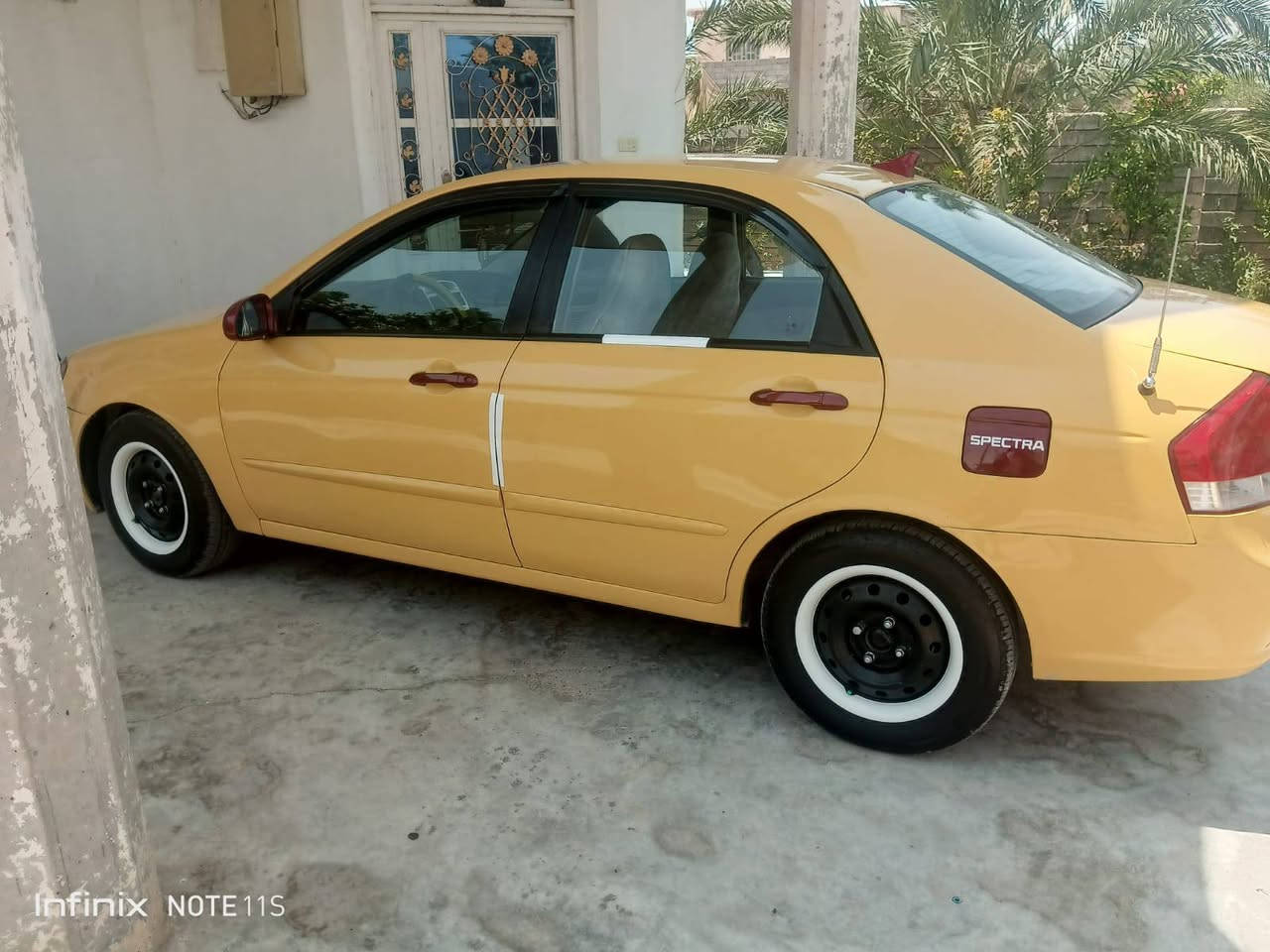 السلام عليكم كيا سبكترا موديل 8 ضرر جاملغ الامامي بدون دواخل محرك 2000 تبريد تدفئه كله شغالهمنظو غاز  تخم تاير جديد صدر كله جديد رقم ديالى خط جوال سياره ما بيها اي نقص جاهزه للشغل عنوان ديالى كنعان سعر السياره 72 الاستفسار على هذا الرقم ***********
