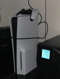 للبيع بلي فايف سلم استخدام شهر ونص الذاكرة 1TB  جوستك واحد  محلقاته ال...