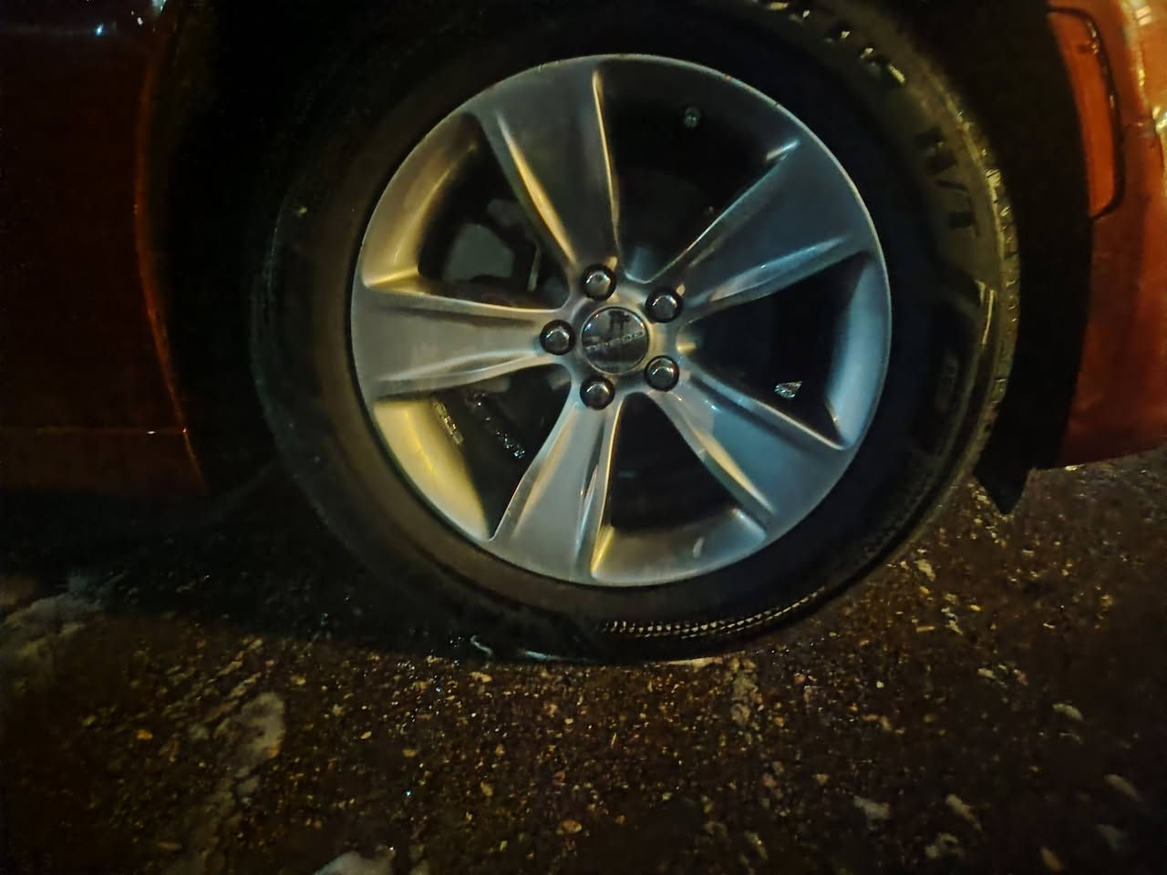 ويل كب جارجر SXT • حجم ١٨ • تاير جديد ٢٠٢٦