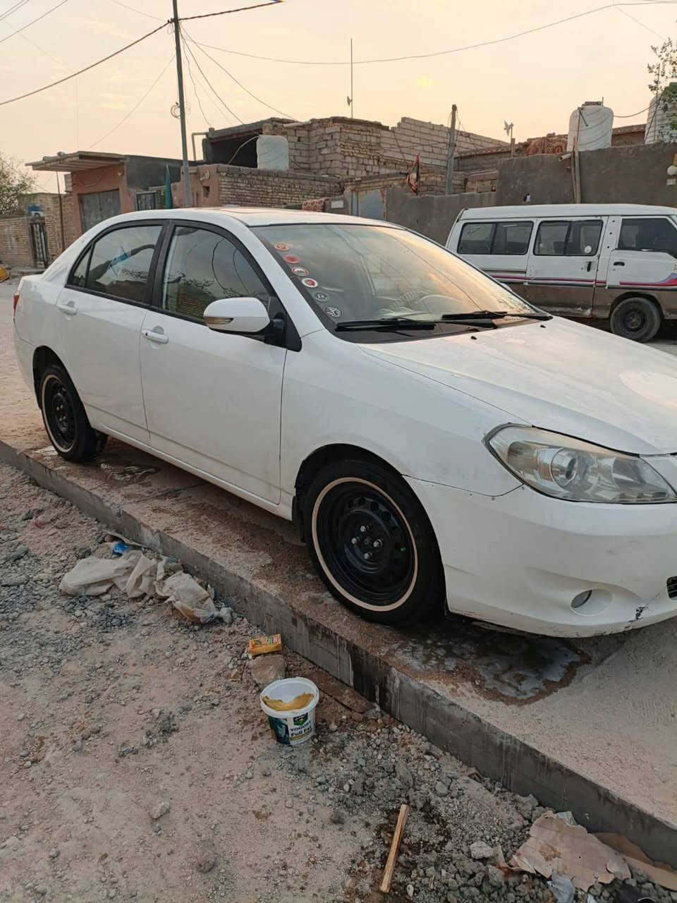 سلام عليكم خوان سياره بي وايدي للبيع سياره اي نقص مابيهه غير دبل على جهت سايه سياره ستلام اي ستفسار خاص مكانهه سوق شيوخ حي العسكري رقم الهاتف ***********بي وتساب
