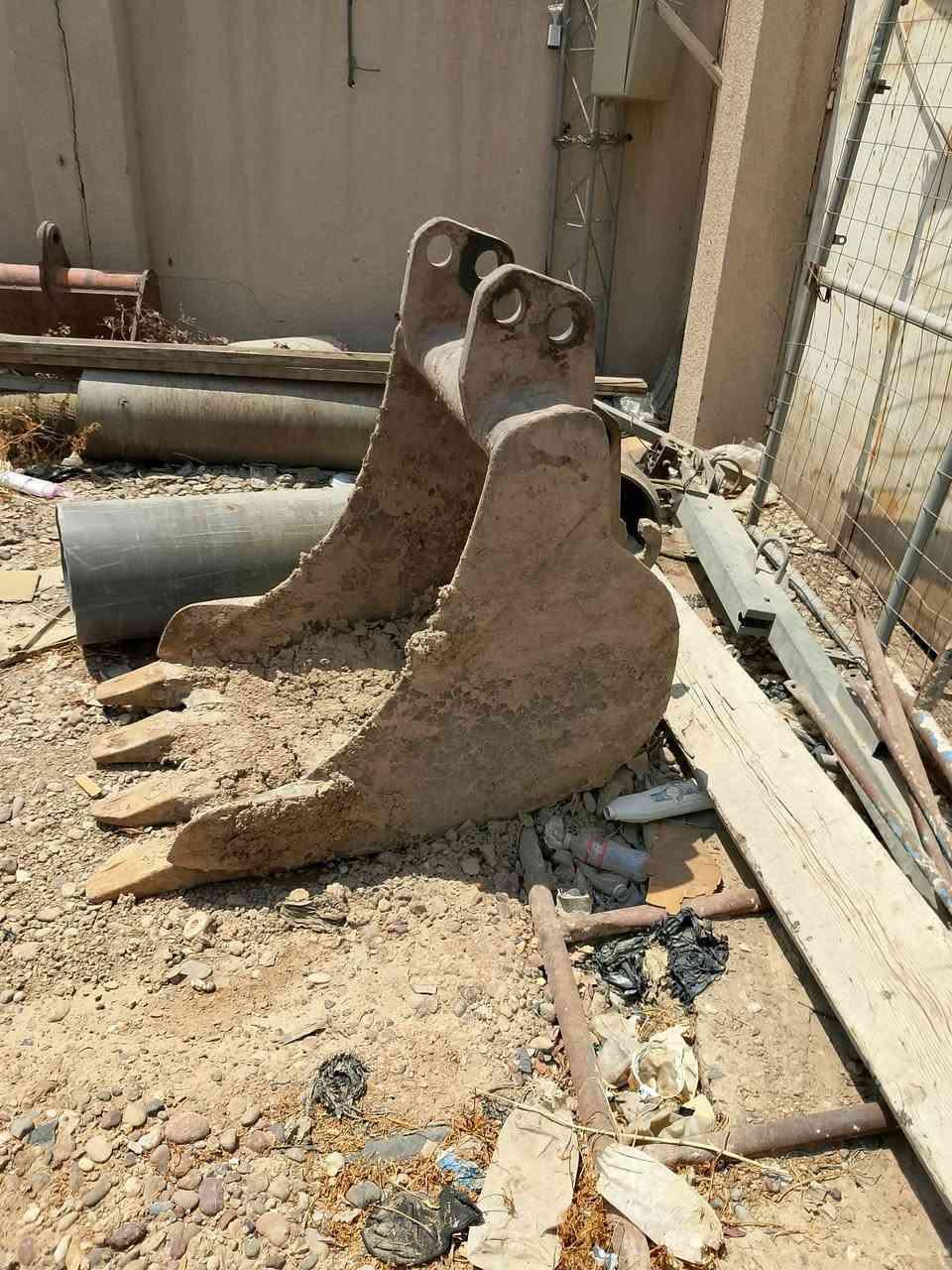 السلام عليكم
نقار مونتبير حجم 7فرنسي مكفول عام
وكيله حجم 80 بوكلاين بلاديه سعر 20$
وبيهن مجال الاستفسار الإتصال على الرقم
*********** بغداد
