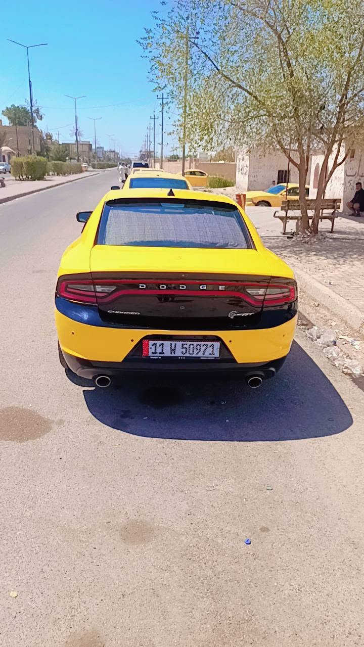 السلام عليكم للبيع جارجر 2019اصل  السعر 175 وبيهامجال بوليسي محرك 3600
گير تعليك حادثها مال امريكا جاملق وبنيد لبيع او مراوس بموديل اقل 14او13 االاستفسار اكثر اتصل ع الرقم ***********
***********
