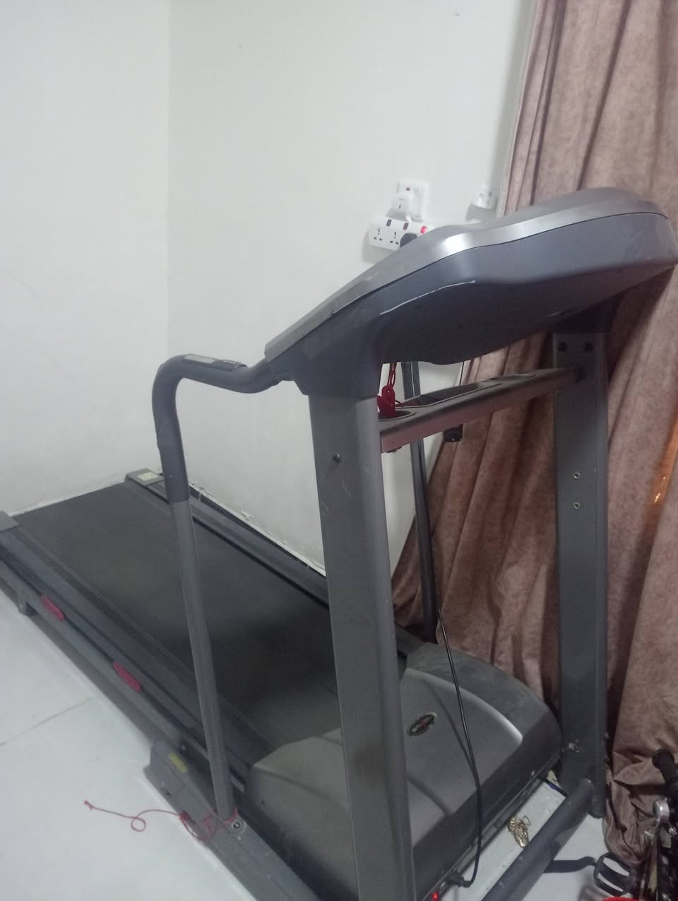 جهاز جري للبيع
السعر 250وبي مجال 
***********
