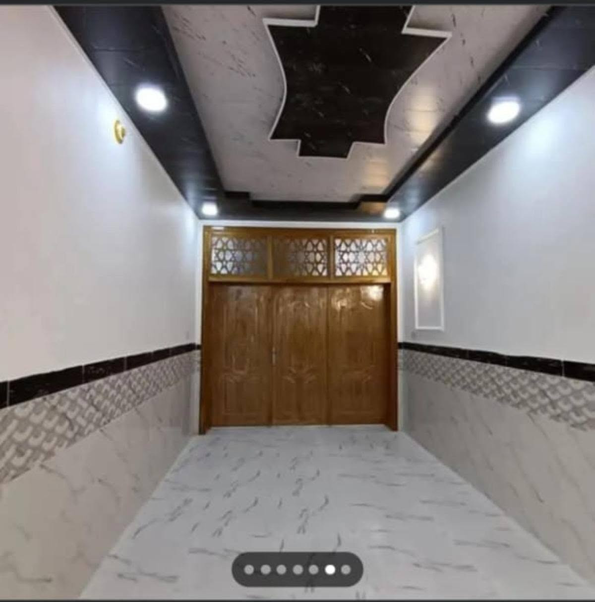 دار للبيع المساحه 150متر طابقين 
مقابل ملحق قريه الغدير عله شارع الصب عمود314 مع كافه الخدمات تبليط ماء كهرباء سند 25اقرار محكمه  

تفاصيل لبيت 👇         سعر لبيت 61مليون مع المجال 

ستقبال
صاله
مطبخ
غرفه عدد3
صحيات
كراج جبير 
منور عدد 2

لبيت جديد بناء طابوك وصب شغل درجه أوله اتصل وتدلل ***********او لمراسلة وتساب النجف, العراق
