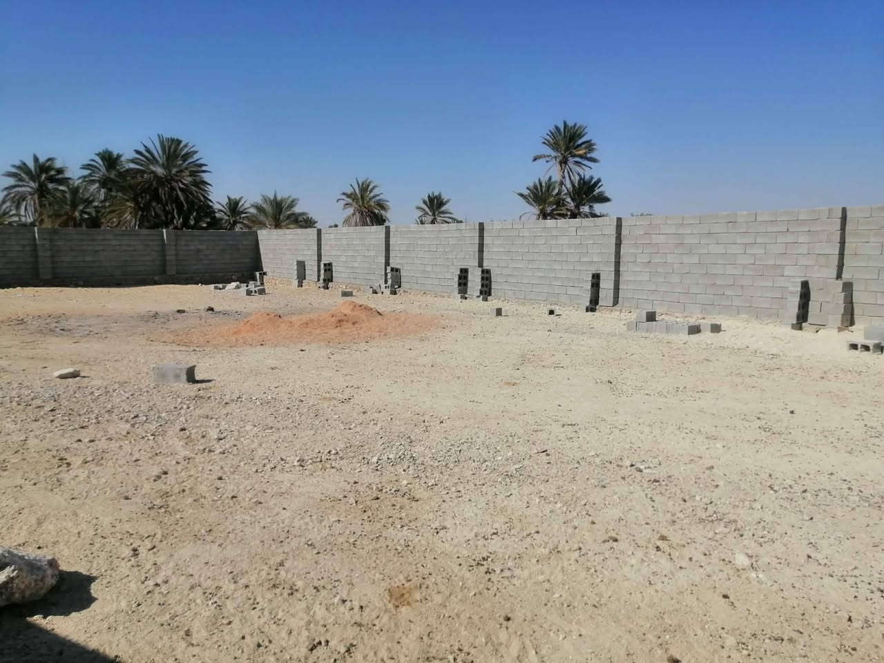 للبيع قطعة أرض في المعموره نهاية شارع المولد مساحه تقريبا ٧٤٠ ركن على ٣ شوارع مسيجه سياج كامل وباب
سعر اتصال على رقم ***********
