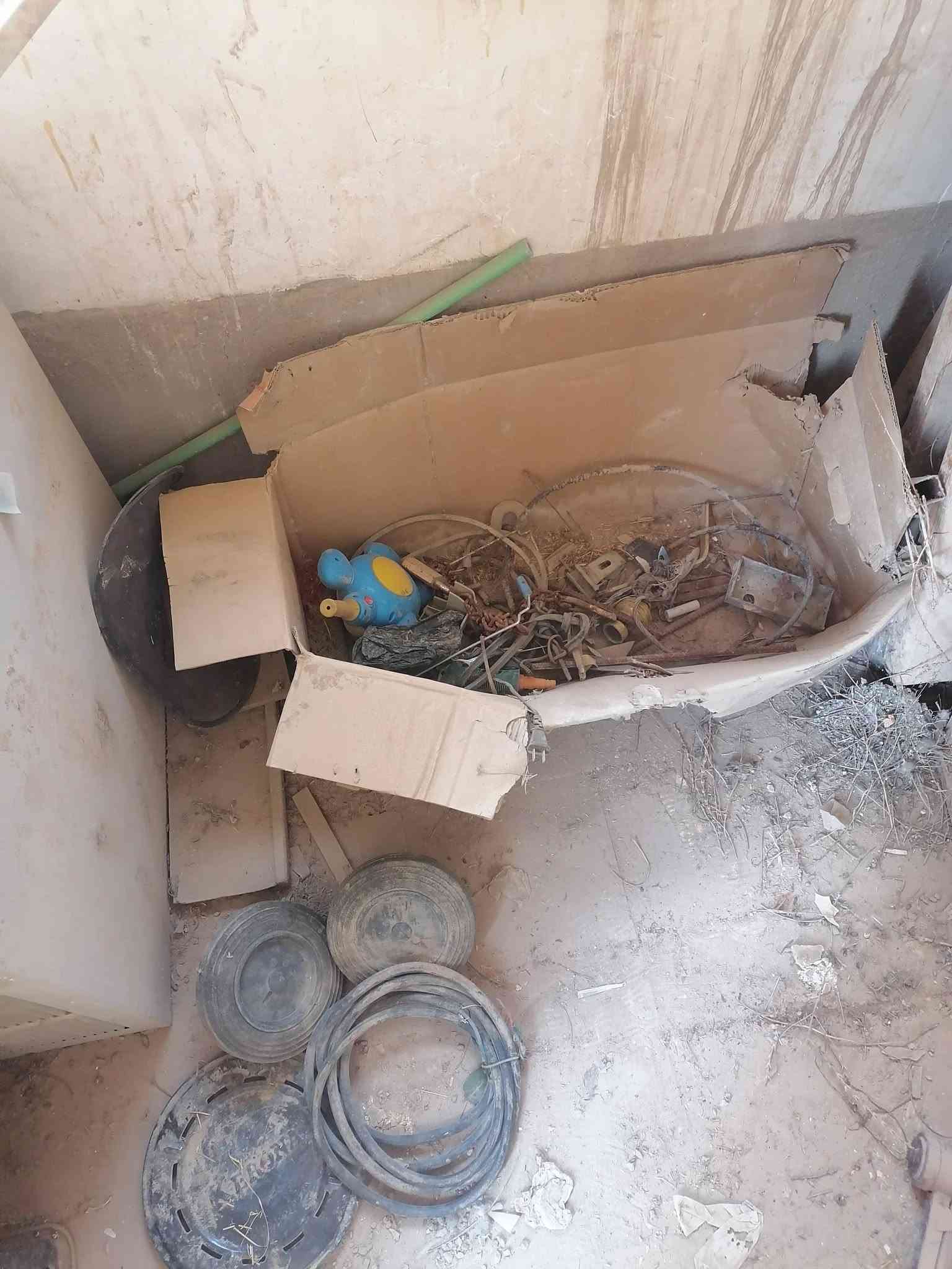 قطع غيار • وصف ناقص