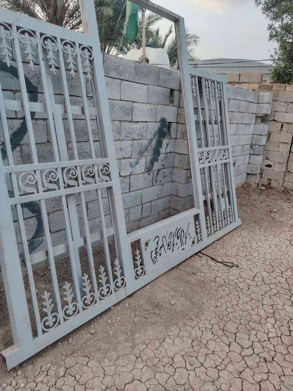ديوانية • شبابيك • ما مستخدمة