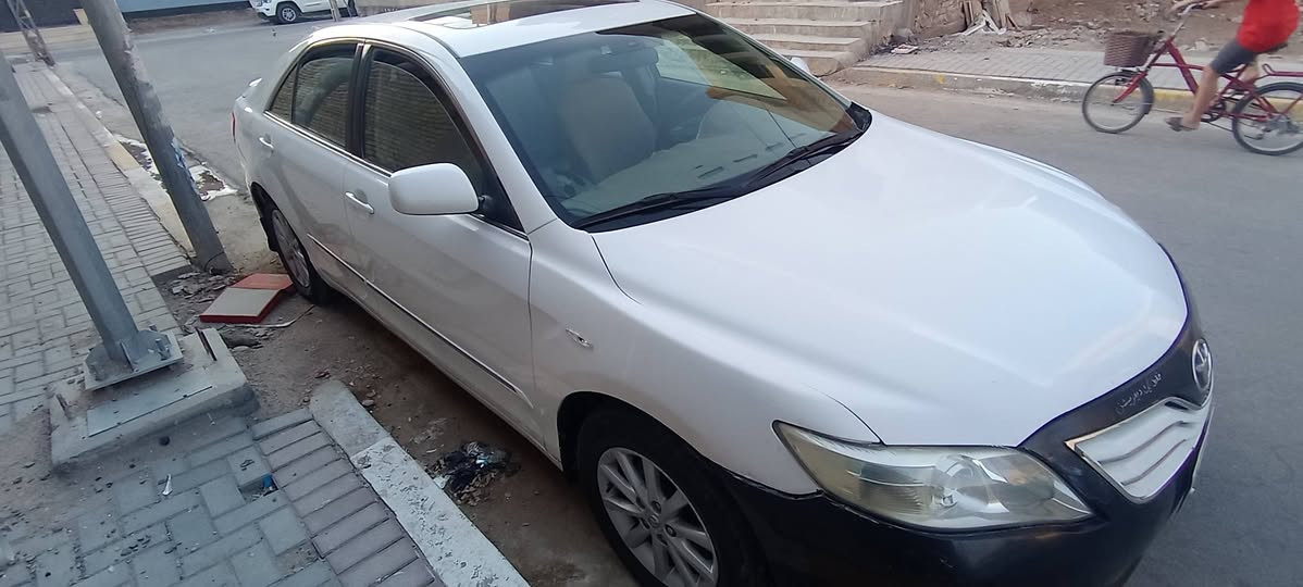 كامري ٢٠١٠ قادسيه مميز نظيفه
*********** للبيع
