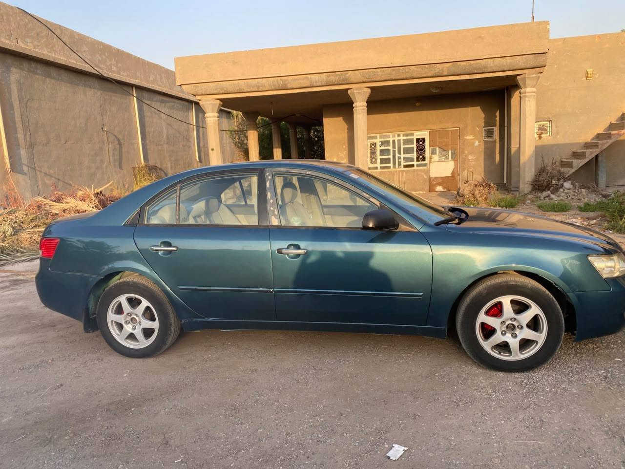 السلام عليكم سوناتا للبيع موديل 2006بغداد تحويل مباشر كير مكينه مكفولات تخم تاير حداديه  جديده مصبوغه عام بسبب الجراد بيها بس ضربه بلجاملغ الامامي جهة السائق السعر 65اوبيها مجال بسيط ***********
***********
السلام عليكم سوناتا للبيع موديل 2006بغداد تحويل مباشر كير مكينه مكفولات تخم تاير حداديه  جديده مصبوغه عام بسبب الجراد بيها بس ضربه بلجاملغ الامامي جهة السائق السعر 65اوبيها مجال بسيط ***********
