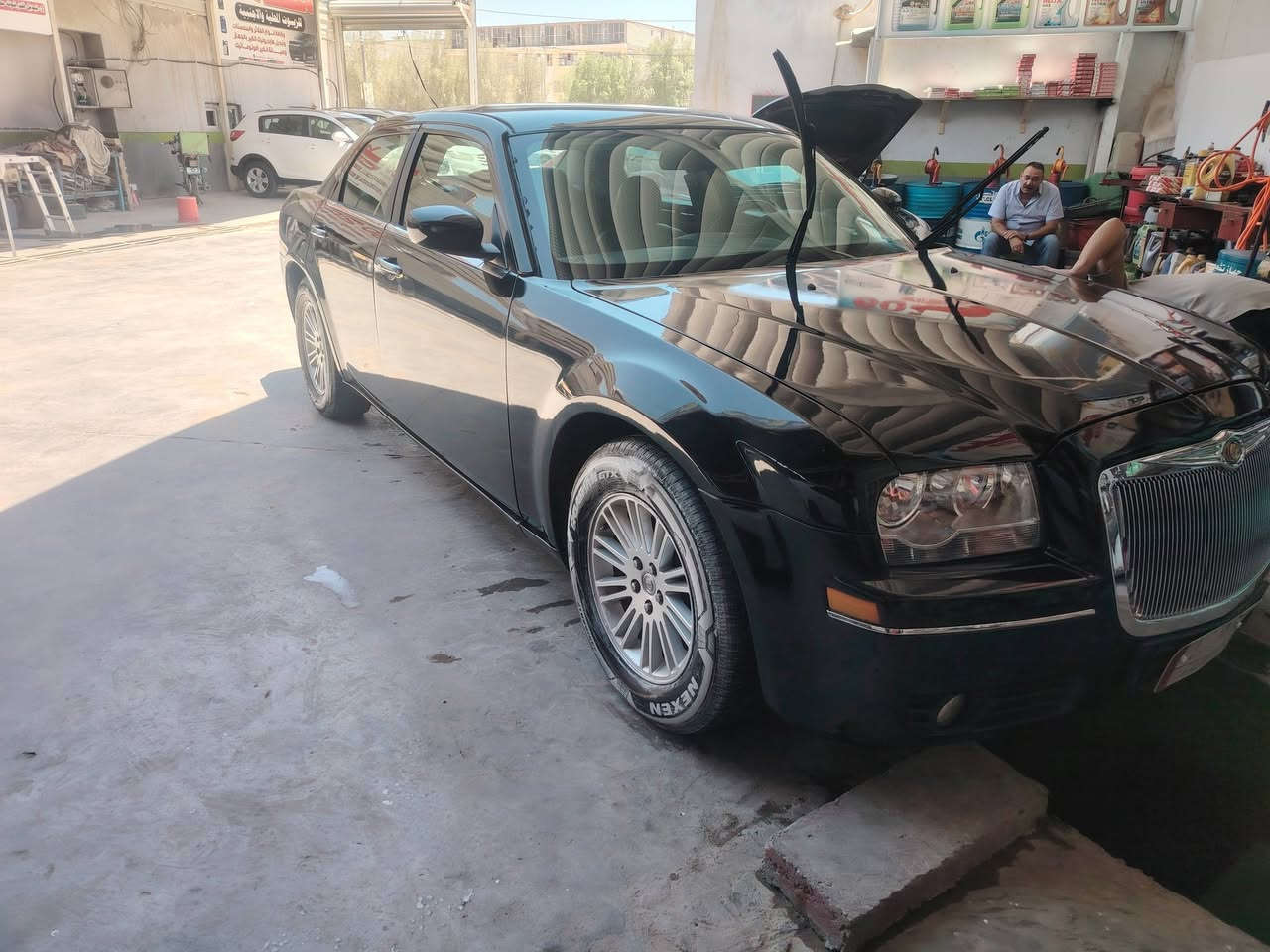 سلام عليكم أوباما ٢٠٠٩ اصل السياره مكفولة من الحادث السياره بأسمي بابل رقم انكليزي بابل بسمي فقط السيارة جانت صفرة ورجعها خصوصي كاملة من كل شي جاهزة تبريد مكينة وكير وتخم تايرات حدادية جديدة جاهزة السعر 115$رقم الهاتف ***********
