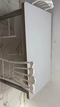 طاولة طعام • نضيف جداً • شارع فلسطين