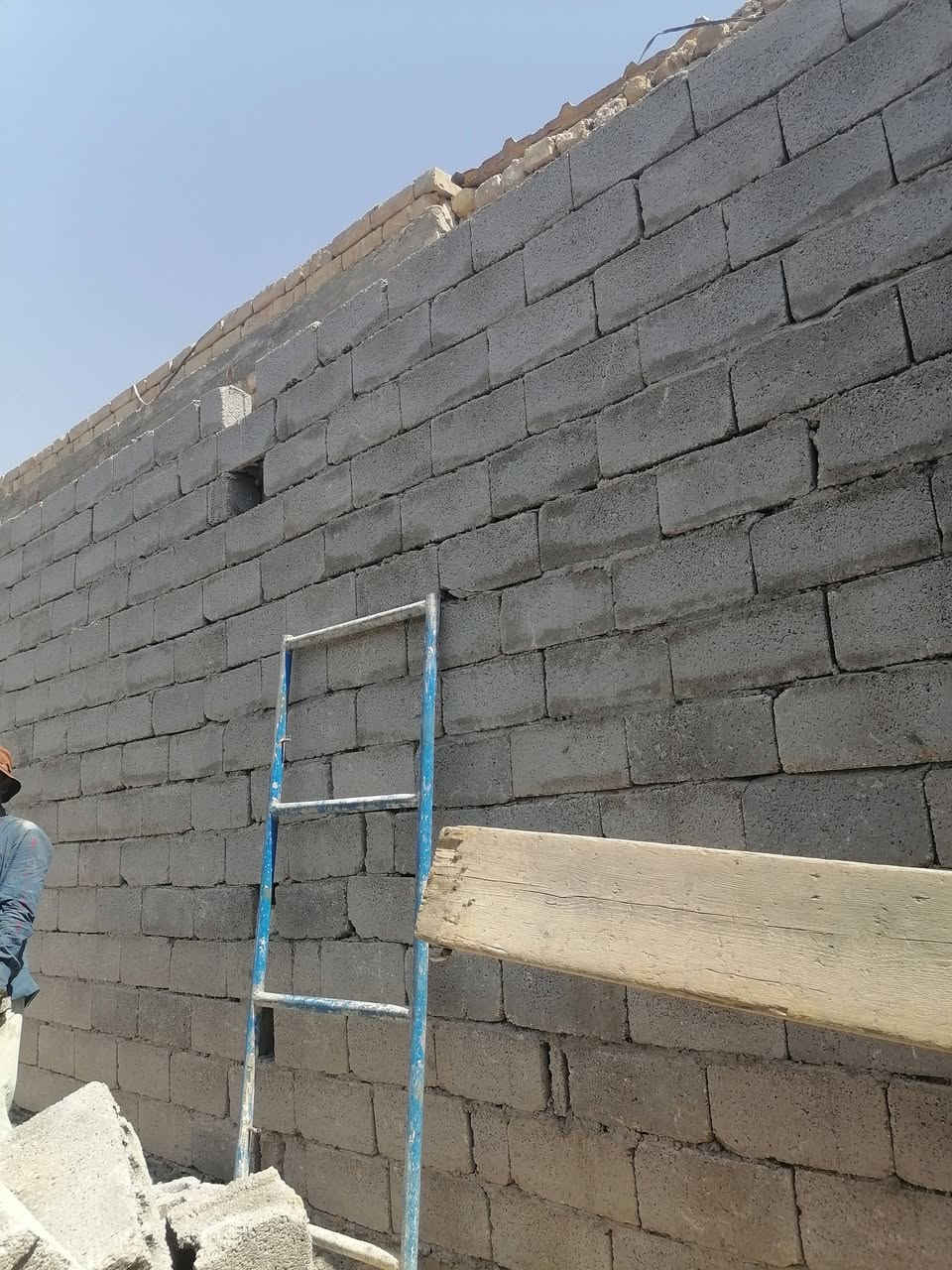 خلفه بناء متفرغ حالياً طابوك بلوك فرمسون متفرغ حالياً مع استمرار العمل وبأسعار مناسبه
كربلاء فقط اتصل ودلل***********
