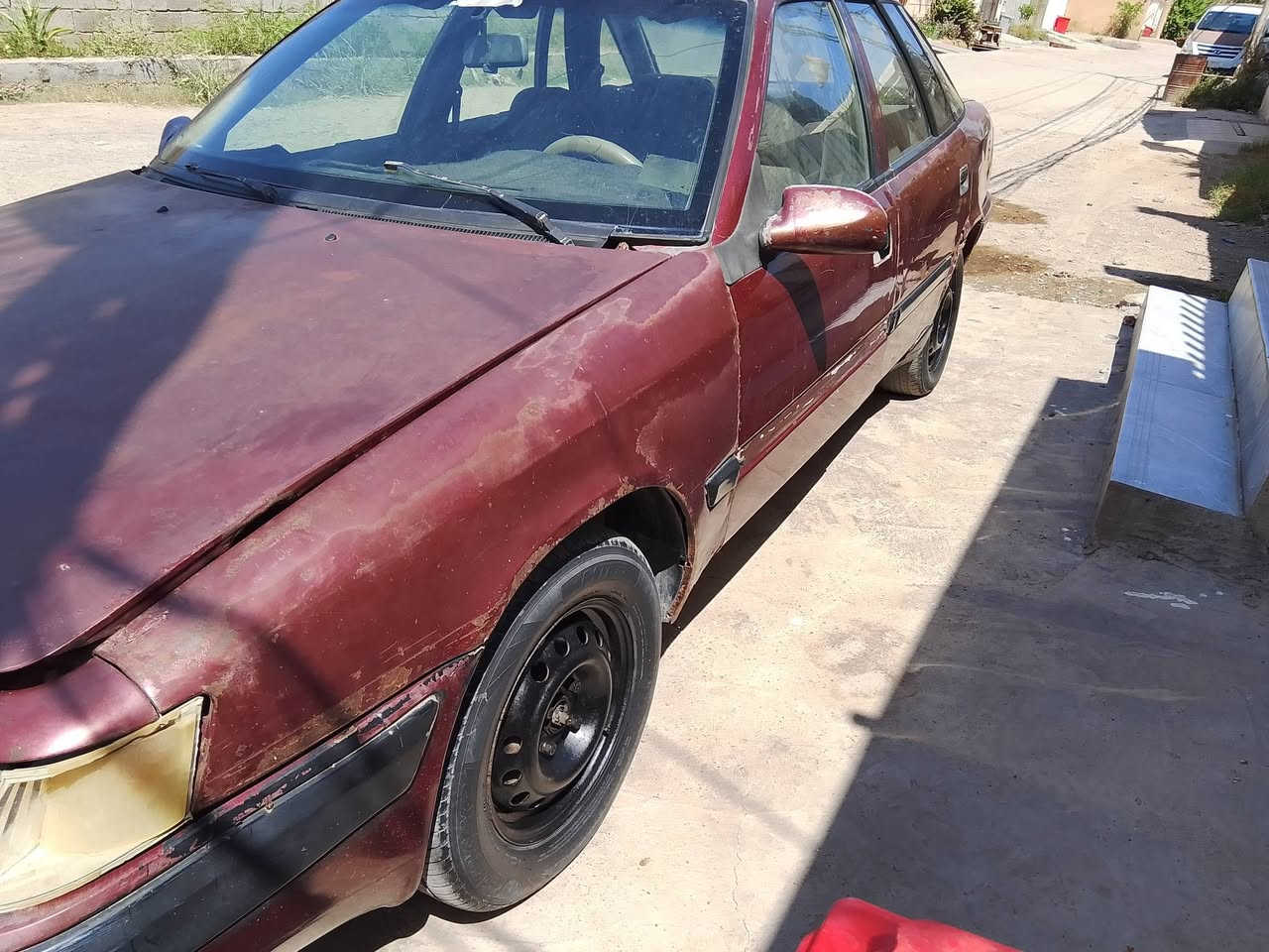 سياره للبيع اسبرو موديل 95 محرك كير زينات بدون ضربه ولا صبغ بيها نواقص قليله تحويل مباشر السعر 13ورقه هذا رقمي *********** محرك مفتوح كير عادي
