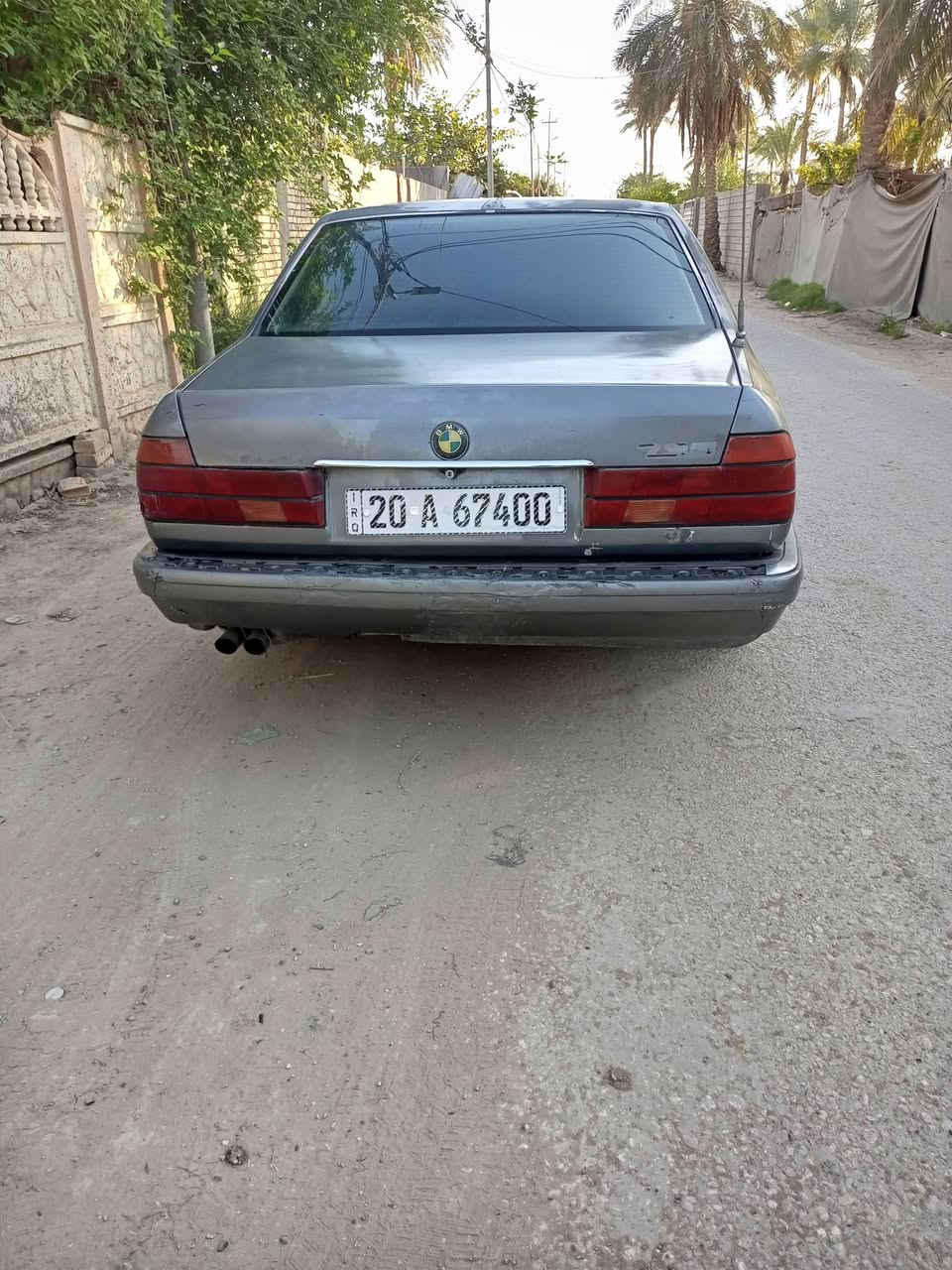 السلام عليكم 
bmw 735 li 
كير و محرك مكفولات 
السيارة خير من الله 
هزة جديدة 
تايرات تخم جدد 
كير ومحرك ياباني شلعة قوية
رقم انگليزي بسمي
السيارة بيها نقوصات بسيطة 
ب 30 و بيها مجال
 ***********
