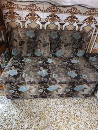 ديوان ٥ قطع • ١٢٥سم • الحريه