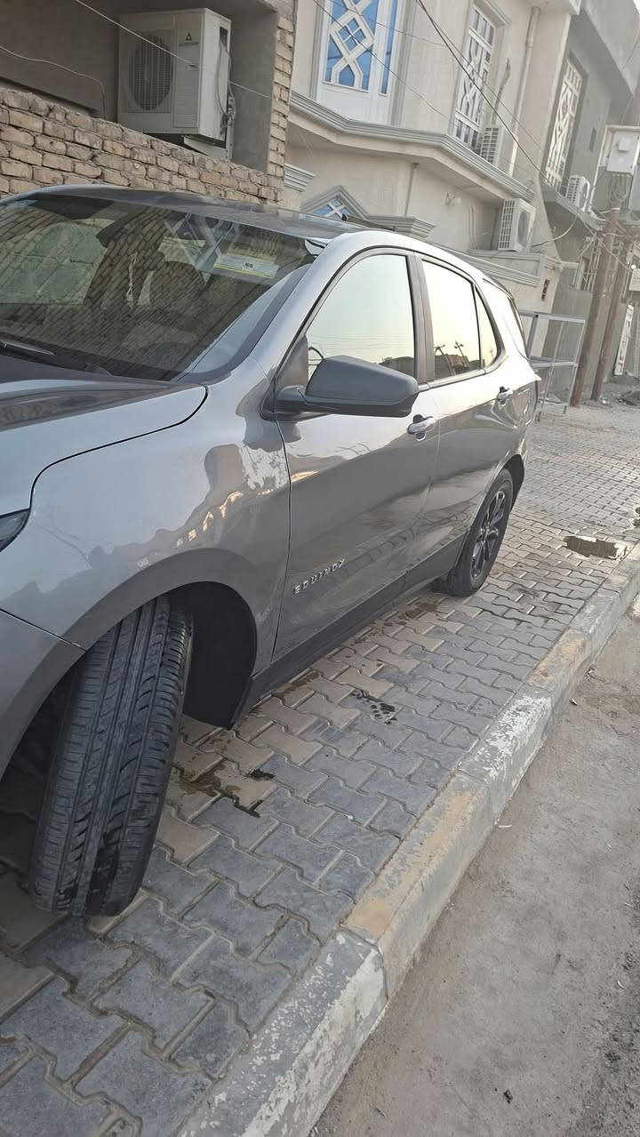 كوينكس 2023 ls اسمنتي 

حادثها بنيد تبديل وصبغ وجاملغات بارد 
بيها ضربة قبق جنطة يوكع تصليحها من السعر

ماشية ٤٠ الف كيلو متر نظيفة نظافة فول وتعميرها حلو 
رقم واسط حرة تحويل مباشر 
***********
السعر على الاتصال ماجاوب خاص

