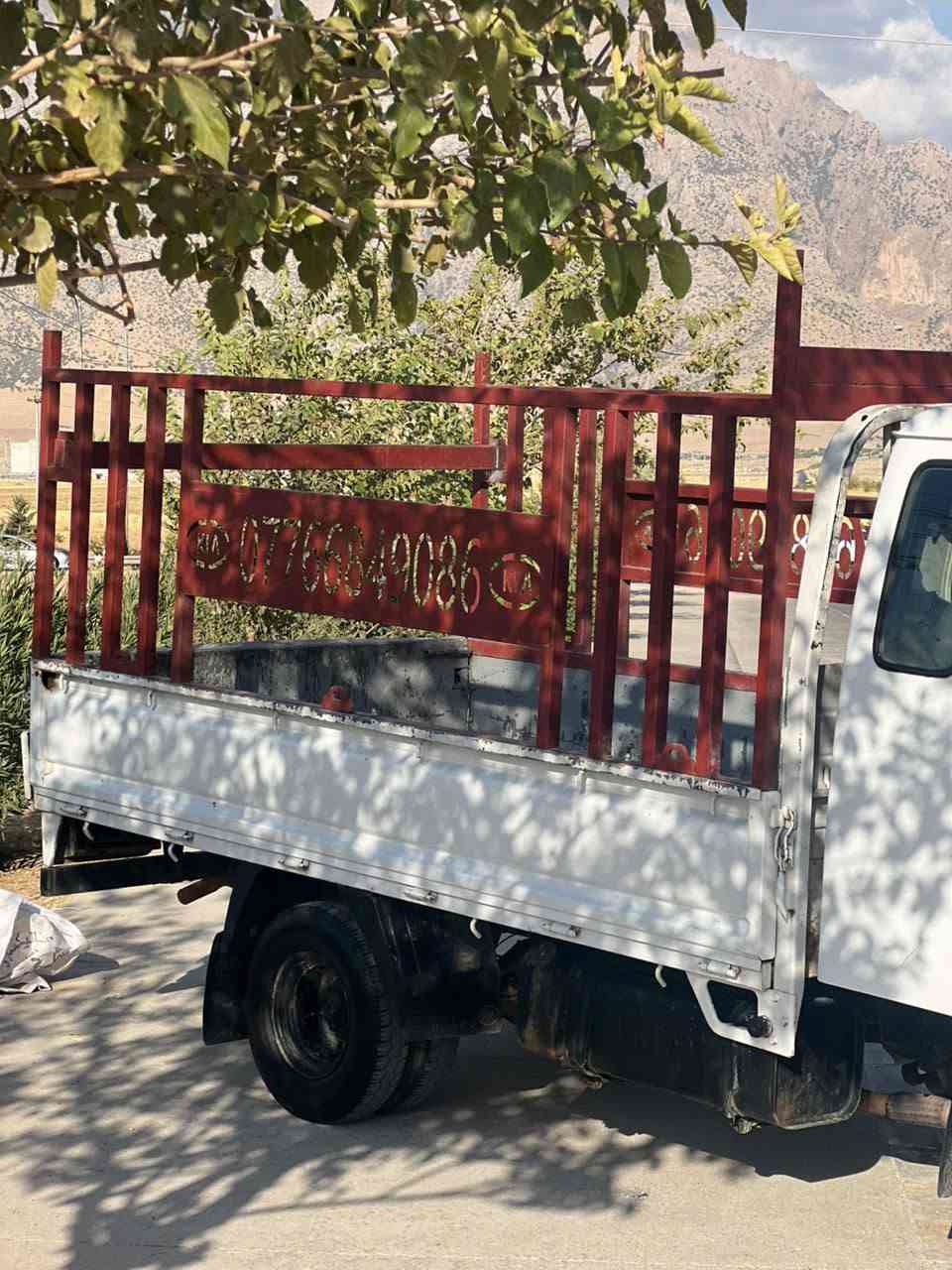سەرەتا بە ناوی خوا 
کیا مۆدێل1998
مەکینە 3000 عادی 
سەیارەکە ئەوەلیاتە بەشەرتی تەحویل و خرامە 
کارەبای بە شەرت 
گێڕ و مەکینە بە شەرت بێ عەیب 
کارەبای مەزبووت 
تازە ڕۆنیم گۆڕیوە 
بەرگە کوشنی تێ گیراوە 
بۆدی دەبڵ و وەرەقە 
جام کارەبای و قوفڵ مەرکەزی 
ژ.م ***********
ژ.م ***********
