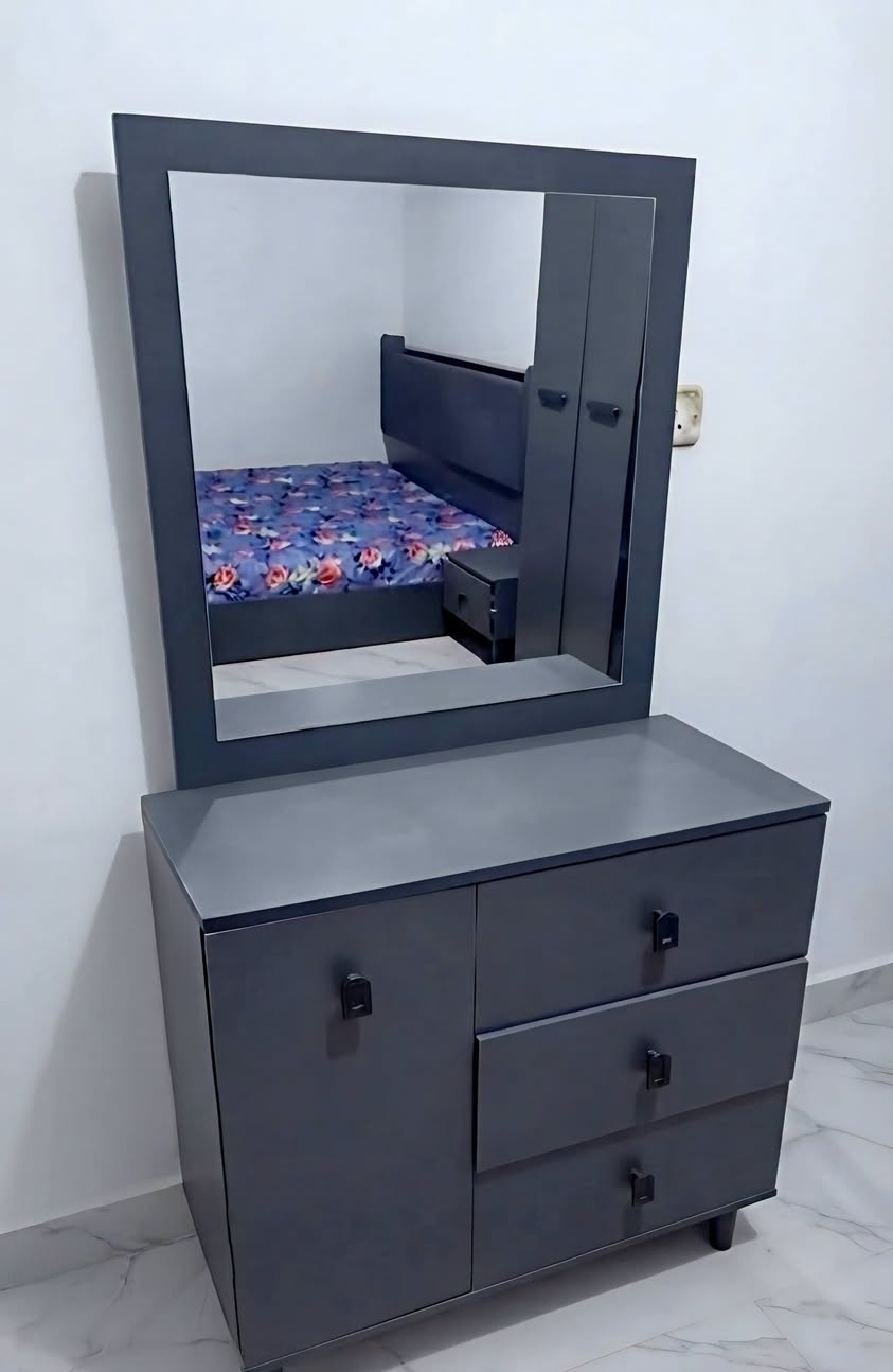 البيع نقداً أو بالتقسيط  لحاملي ماستر الرافدين والرشيد

غرفة تركي جديدة  
خمس  قطع 
📍 الموقع: الكوت – دور المعلمين
🎯 قرب ماكس مول – سايدين مدرسة الرياحين

📲 للاستفسار (اتصال أو واتساب 
***********
***********
